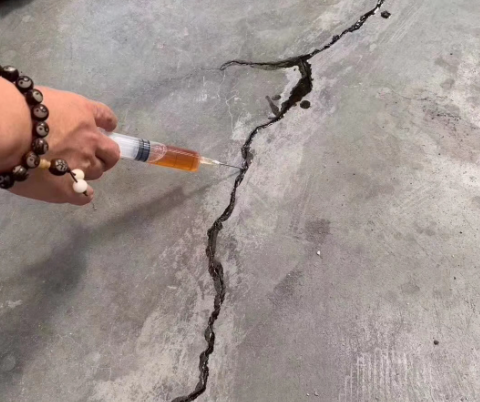 蔚县混凝土裂缝修补技术详解​